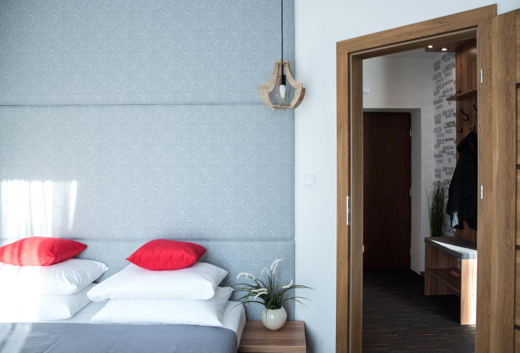 Apartamenty Czestochowa Eu 'Garaz Gratis' Buitenkant foto